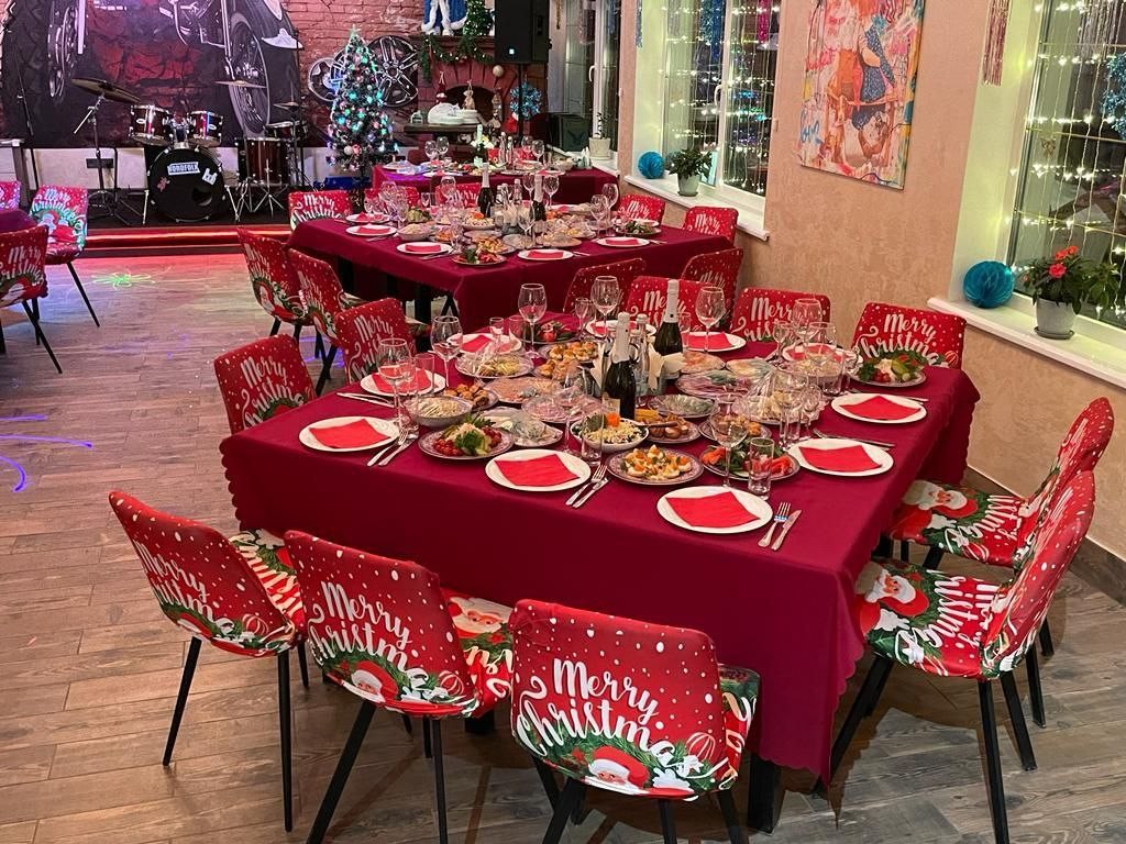 Приглашаем отметить главную ночь года вместе с нами! Приглашаем отметить главную ночь года вместе с нами!